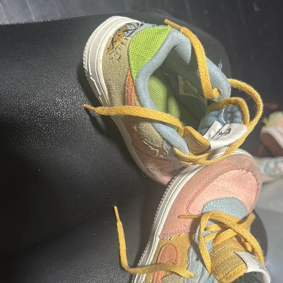 Nike Yellow and Blue Retro Sneakers - Picture 4 of 6